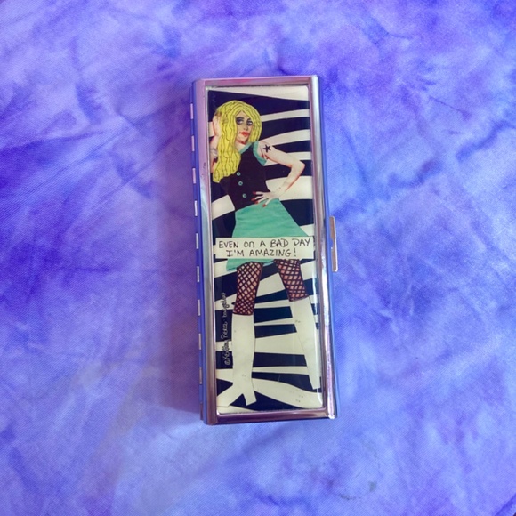 Cigarette Case 100s Lipstick Holder Women’s Stylish Metal Mirrored Interior - Picture 4 of 6